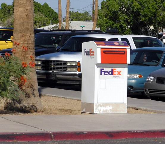 fedex.JPG